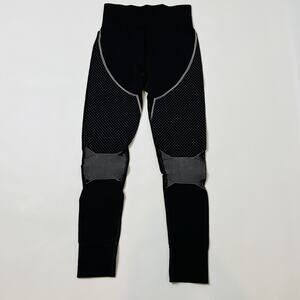 CARBON38 Black White Leggings Polka Dot And Line Geometric Pattern - XS Small